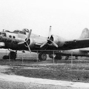 Tulare_B-17