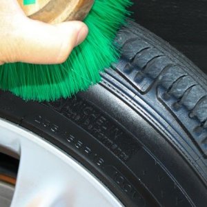 Review: BLACKFIRE Tire &amp; Trim Sealant