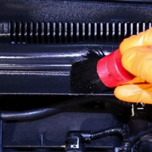 Review BLACKFIRE Trim  Tire Protectant Aerosol
