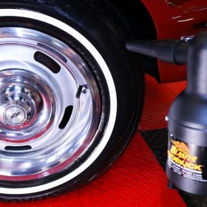 Review: BLACKFIRE Trim & Tire Protectant Aerosol