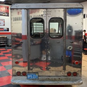 How to polish aluminum airstream b24 tanker truck Mike Phillips