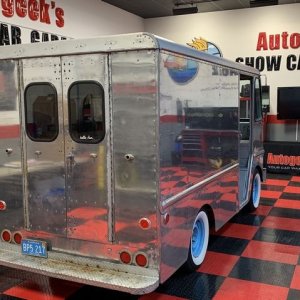 How to polish aluminum airstream b24 tanker truck Mike Phillips