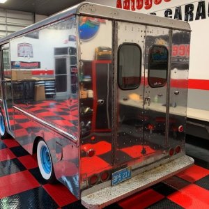 How to polish aluminum airstream b24 tanker truck Mike Phillips