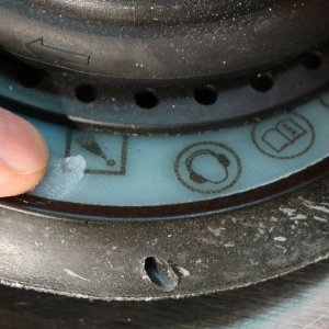 How to lubricate the shroud on long stroke polishers