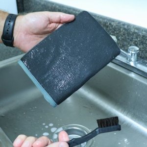 BLACKFIRE Synthetic Clay Mitt Cleaner