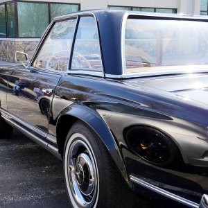 1967 Mercedes-Benz 230SL