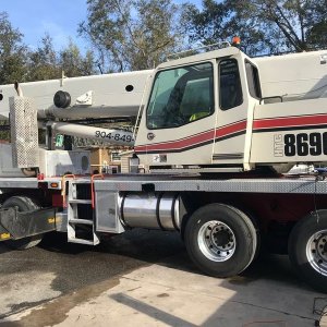 Crane Detailing Russel Stender