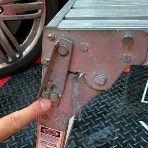 Werner Work Platform Safety Tip