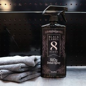 Review Pinnacle Black Label SiO2 Spray Detailer