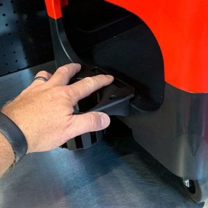 Review Speed Master Detailers Seat