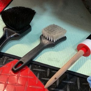 How to wash wheels and tires INSIDE without a water hose by Mike Phillips