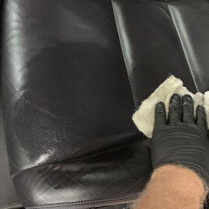 Review Letherique Leather Rejuvenator and Printine Clean