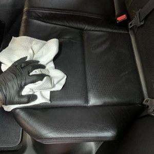 Review Letherique Leather Rejuvenator and Pristine Clean