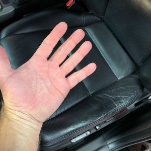 Review Letherique Leather Rejuvenator and Pristine Clean