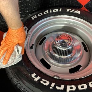 Review Tire Coating Pinnacle Black Label Tire Clear Coat No Sling No Mess