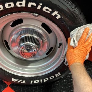 Review Tire Coating Pinnacle Black Label Tire Clear Coat No Sling No Mess