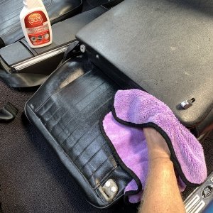 How to use 303 Aerospace Protectant to Restore Vinyl Seats Mike Phillips