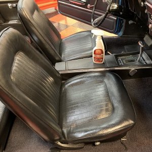 How to use 303 Aerospace Protectant to Restore Vinyl Seats Mike Phillips