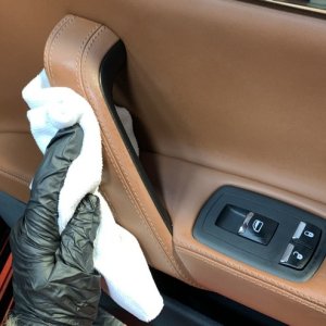 Review GYEON Mild LeatherSet Mike Phillips