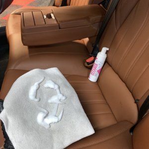 Review GYEON Mild LeatherSet Mike Phillips
