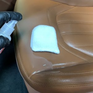 Review GYEON Mild LeatherSet Mike Phillips