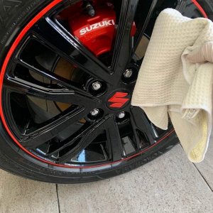Suzuki Swift Sport wheels