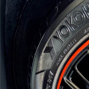 Suzuki Swift Sport wheels