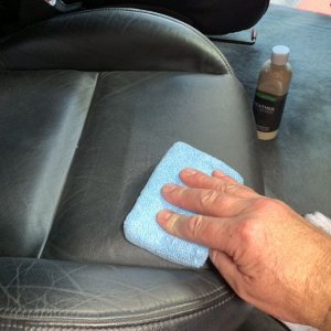 Review IGL Coatings Leather ECOSHINE