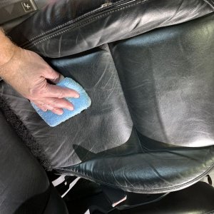 Review IGL Coatings Leather ECOSHINE
