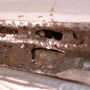 Winshield Frame Rust Glass Polishing Mike Phillips