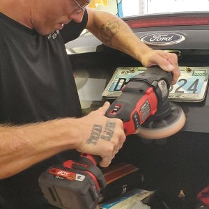Michelle_Trunk_Lid_Polishing