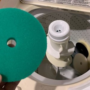 Single Stage Paint Removed from Buffing Pads Washing