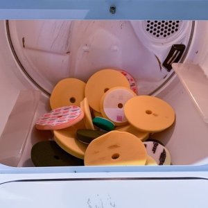 Single Stage Paint Removed from Buffing Pads Washing