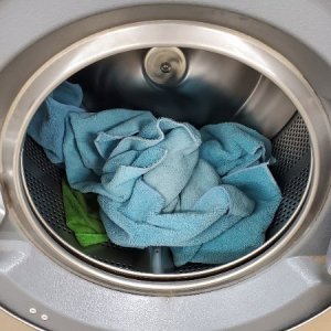 Towels_In_The_Laundry_Mat_Washer