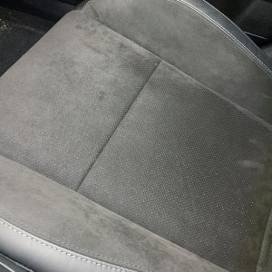 Review Pinnacle Black Label Alcantara Cleaner and Protectant