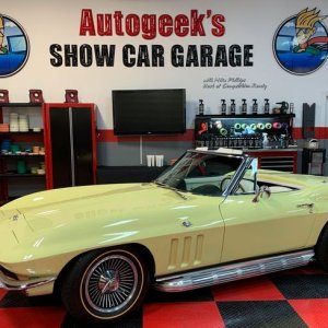 Mellow Yellow 2-door Chevy Dr. Beasleys Z1 Corrected Sealed 1965 Corvette
