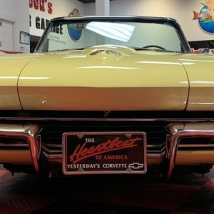 Mellow Yellow 2-door Chevy Dr. Beasleys Z1 Corrected Sealed 1965 Corvette