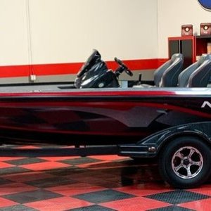 Nitro Bass Fishing Boat