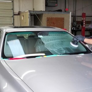 Lexus_Front_Windshield_Polishing