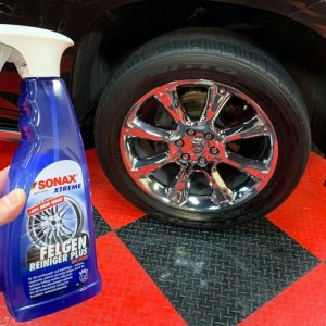 SONAX XTREME Felgen Reiniger Plus Max Effect