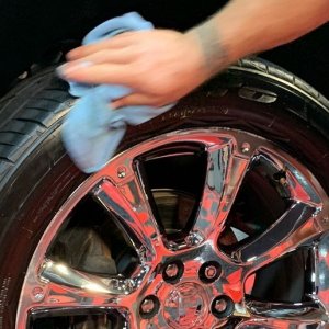 Review Griots High Gloss Dressing