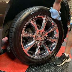 Review Griots High Gloss Dressing