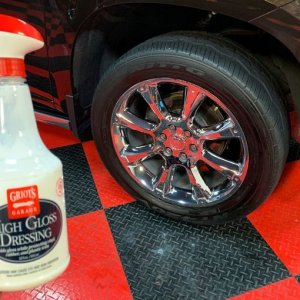 Review Griots High Gloss Dressing