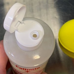 Review Collinite No. 845 Insulator Wax by Mike Phillips