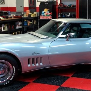 1969 Corvette Original Paint - Paint Correction by Mike Phillips