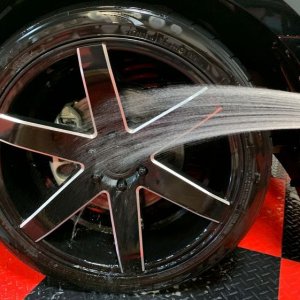 Review SONAX The Beast Wheel Cleaner