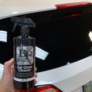 Review BLACKFIRE Gel Glass Cleaner
