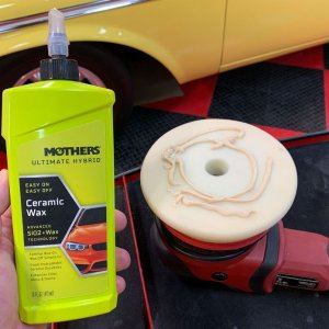 Review Mothers Ceramic Wax by Mike Phillips Tweety Bird