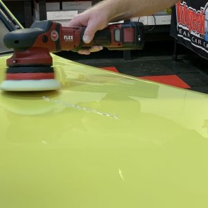 Review Mothers Ceramic Wax by Mike Phillips Tweety Bird