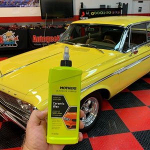 Review Mothers Ceramic Wax by Mike Phillips Tweety Bird